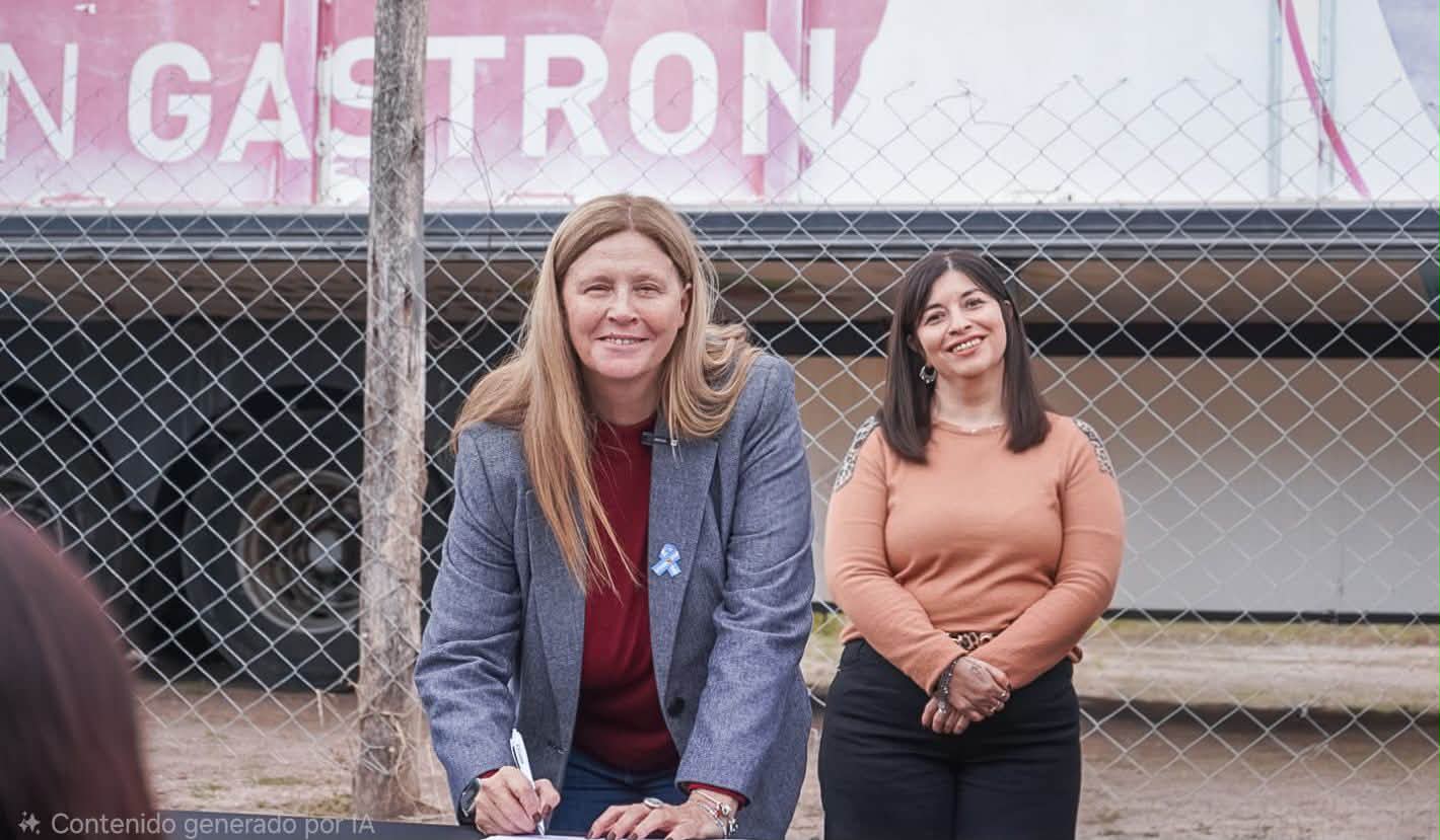 Imagen adicional de SUMAN CAPACITACIONES PARA FORTALECER EMPRENDIMIENTOS EN LOS BARRIOS